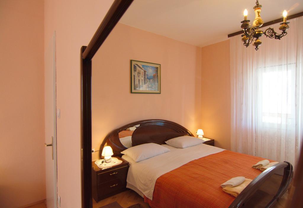 Apartment And Rooms Toka Ζαντάρ Εξωτερικό φωτογραφία