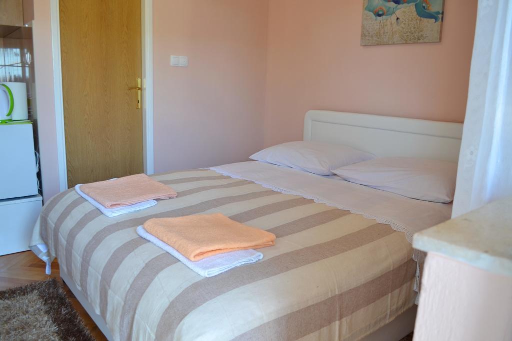 Apartment And Rooms Toka Ζαντάρ Δωμάτιο φωτογραφία